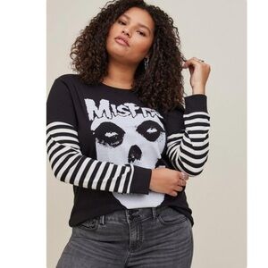 TORRID NWT Misfits Classic Fit Cotton Crew Neck Long Sleeve 2Fer Tee